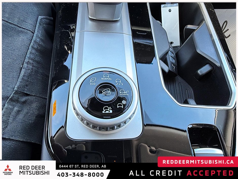 2026 Mitsubishi Outlander SE S-AWC-20