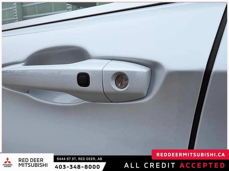 2026 Mitsubishi Outlander-8