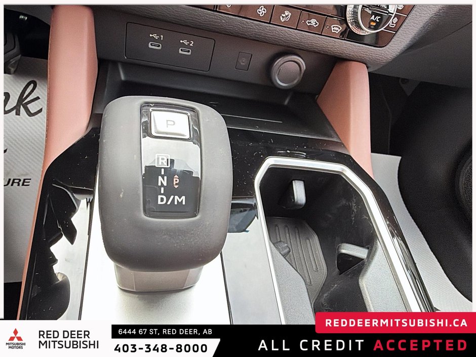 2026 Mitsubishi Outlander GT PREMIUM S-AWC-21