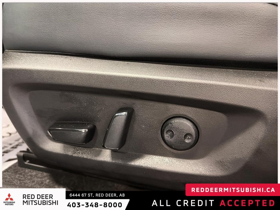 2026 Mitsubishi Outlander LE S-AWC-14