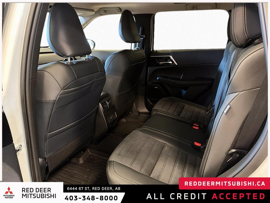 2026 Mitsubishi Outlander LE S-AWC-12