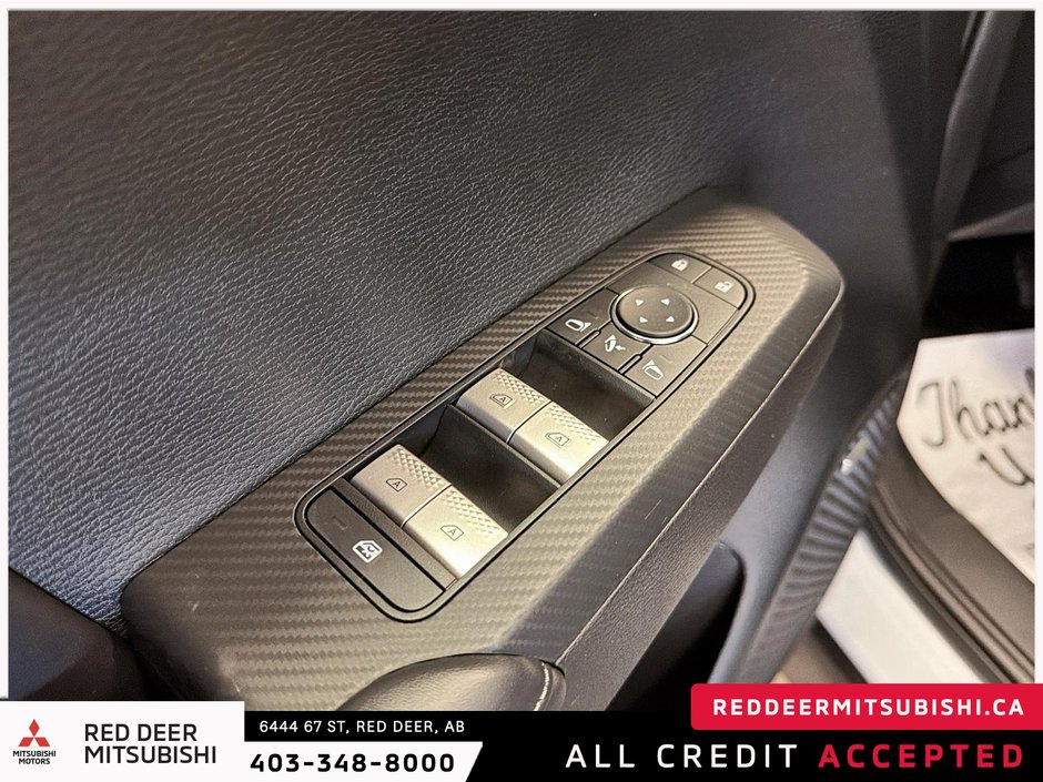 2026 Mitsubishi Outlander LE S-AWC-13