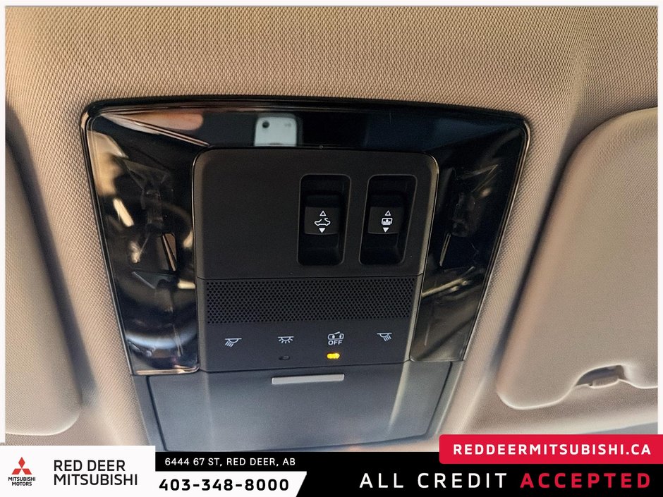 2026 Mitsubishi Outlander-21