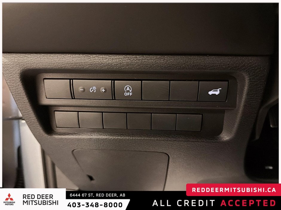 2026 Mitsubishi Outlander-24