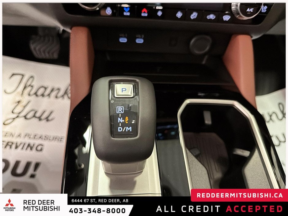 2026 Mitsubishi Outlander-21