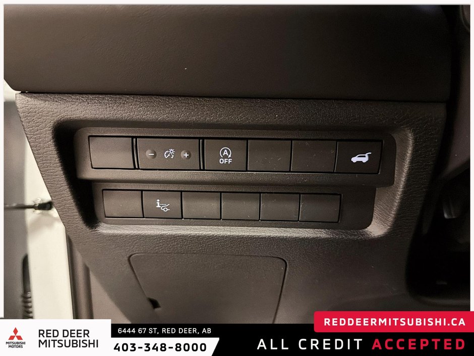 2026 Mitsubishi Outlander NOIR S-AWC-26