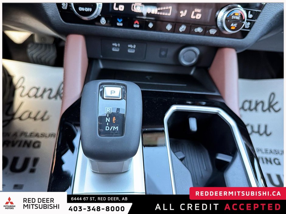 2026 Mitsubishi Outlander GT PREMIUM S-AWC-21