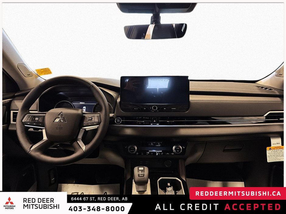2026 Mitsubishi Outlander LE S-AWC-11