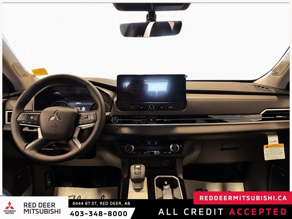 2026 Mitsubishi Outlander LE S-AWC-10