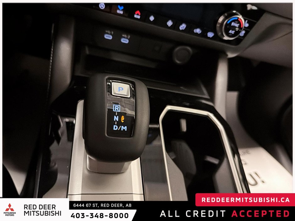 2026 Mitsubishi Outlander NOIR S-AWC-21