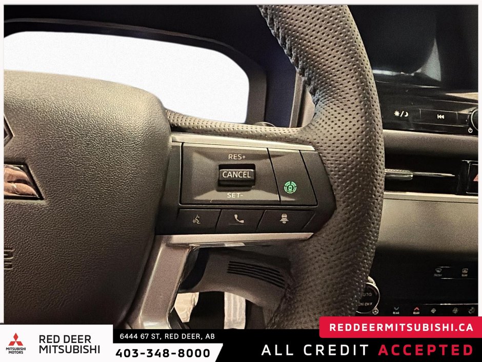 2026 Mitsubishi Outlander NOIR S-AWC-18
