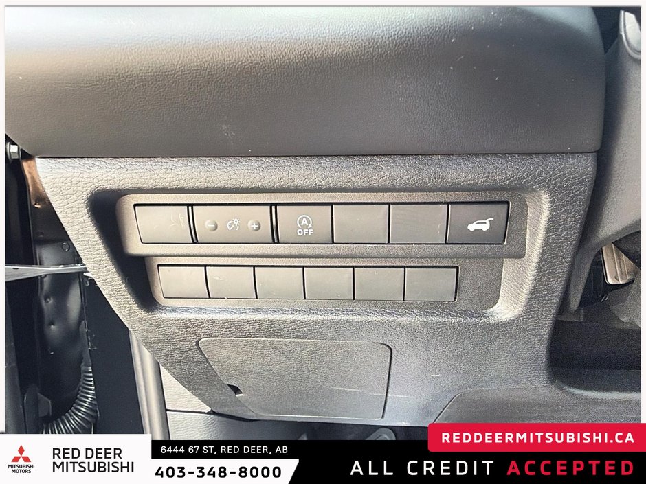 2026 Mitsubishi Outlander SE S-AWC-23