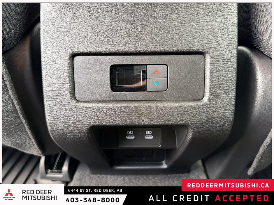 2026 Mitsubishi Outlander SE S-AWC-11
