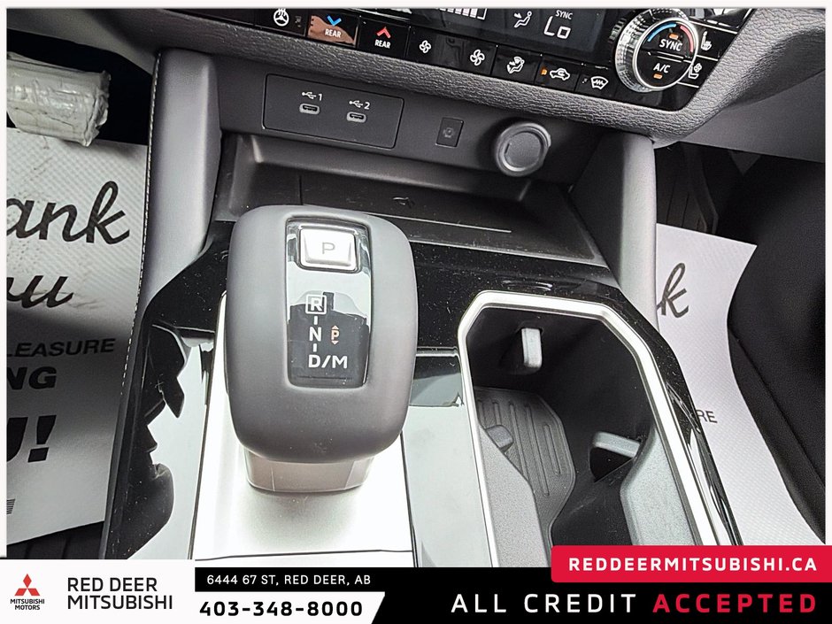 2026 Mitsubishi Outlander NOIR S-AWC-21