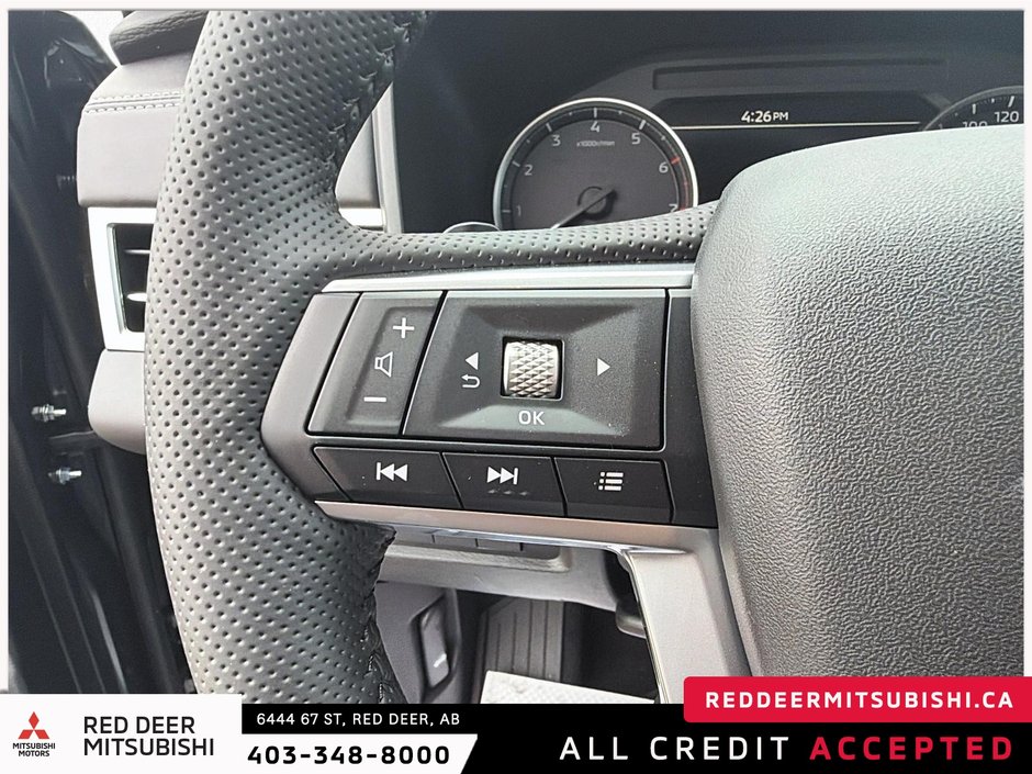 2026 Mitsubishi Outlander SE S-AWC-15