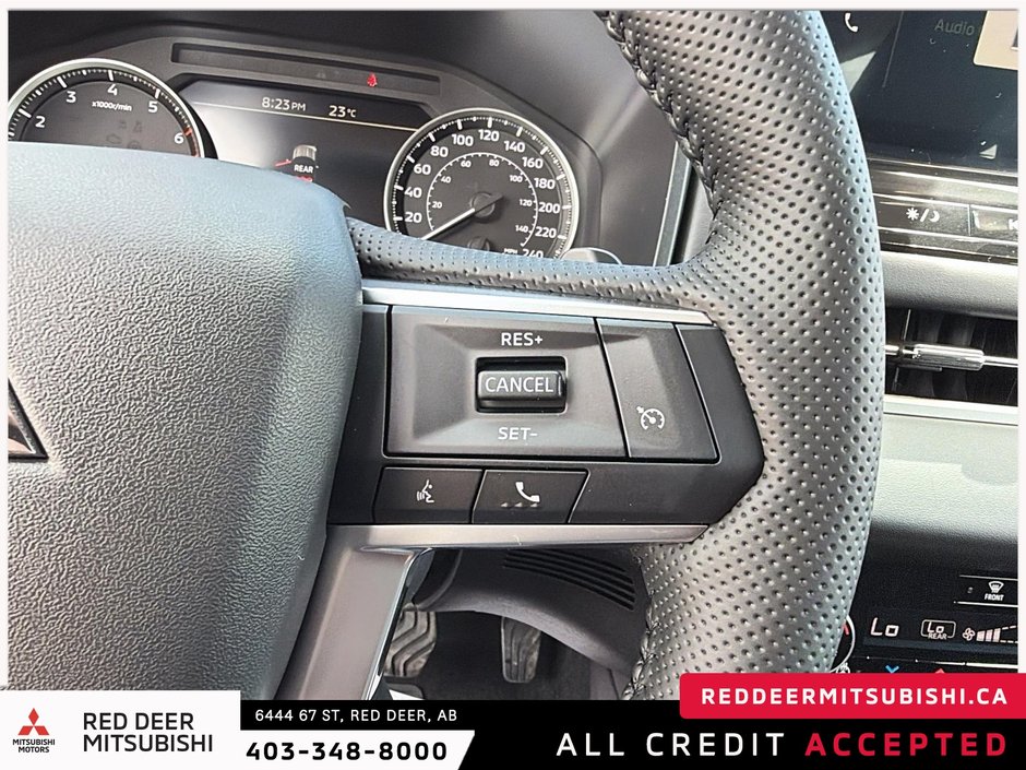 2026 Mitsubishi Outlander SE S-AWC-16
