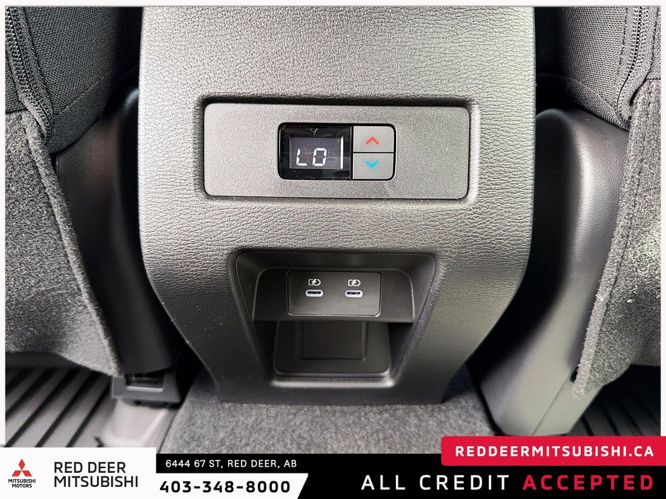 2026 Mitsubishi Outlander SE S-AWC-11