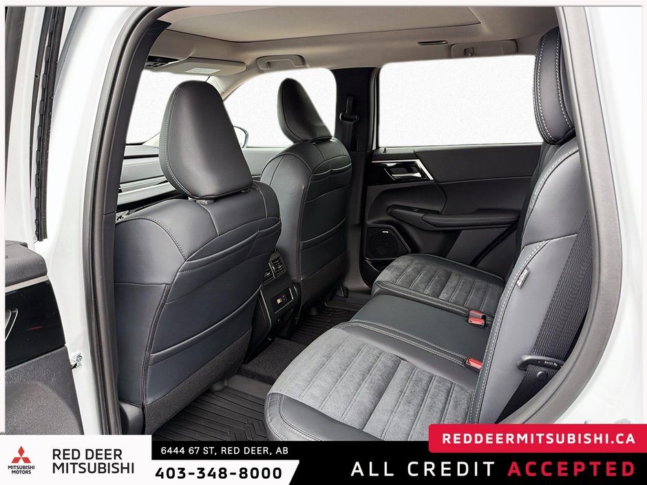 2026 Mitsubishi Outlander LE S-AWC-12