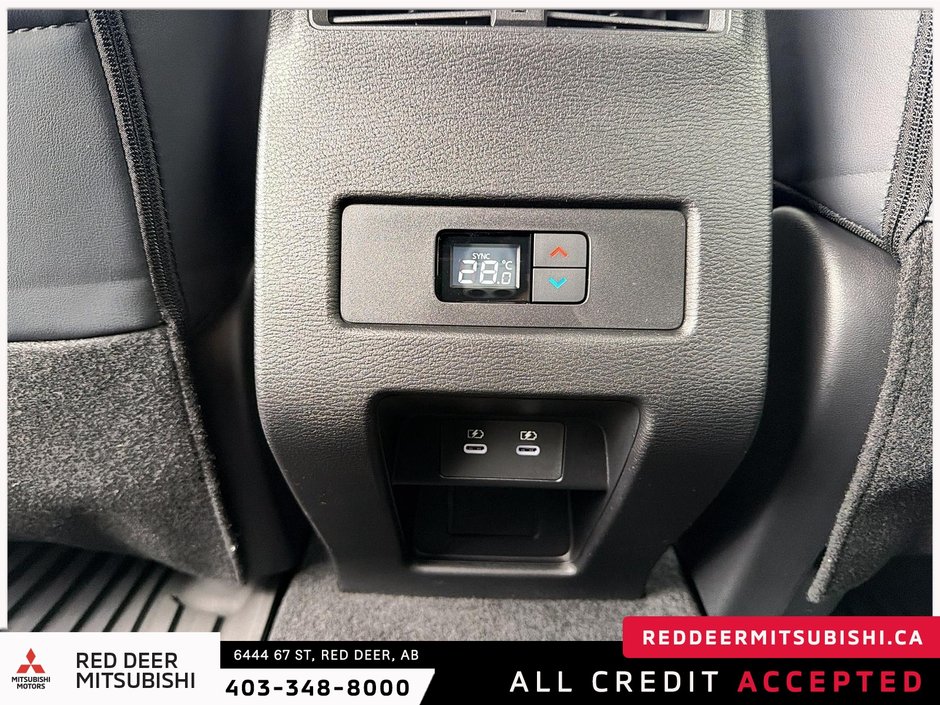 2026 Mitsubishi Outlander LE S-AWC-11
