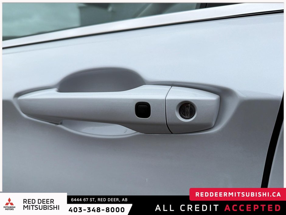 2026 Mitsubishi Outlander LE S-AWC-8
