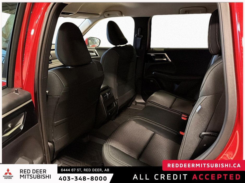 2026 Mitsubishi Outlander ES S-AWC-9