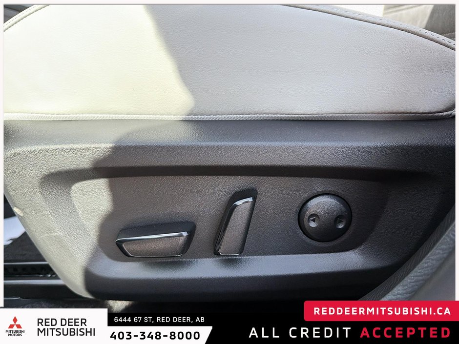 2026 Mitsubishi Outlander LE S-AWC-13