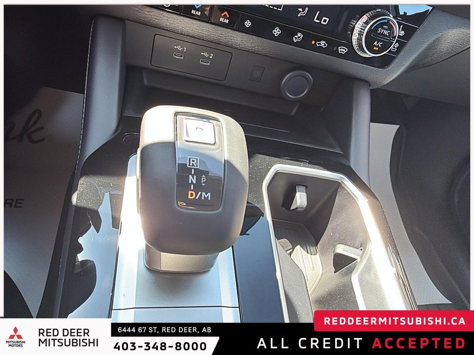 2026 Mitsubishi Outlander SEL S-AWC-21