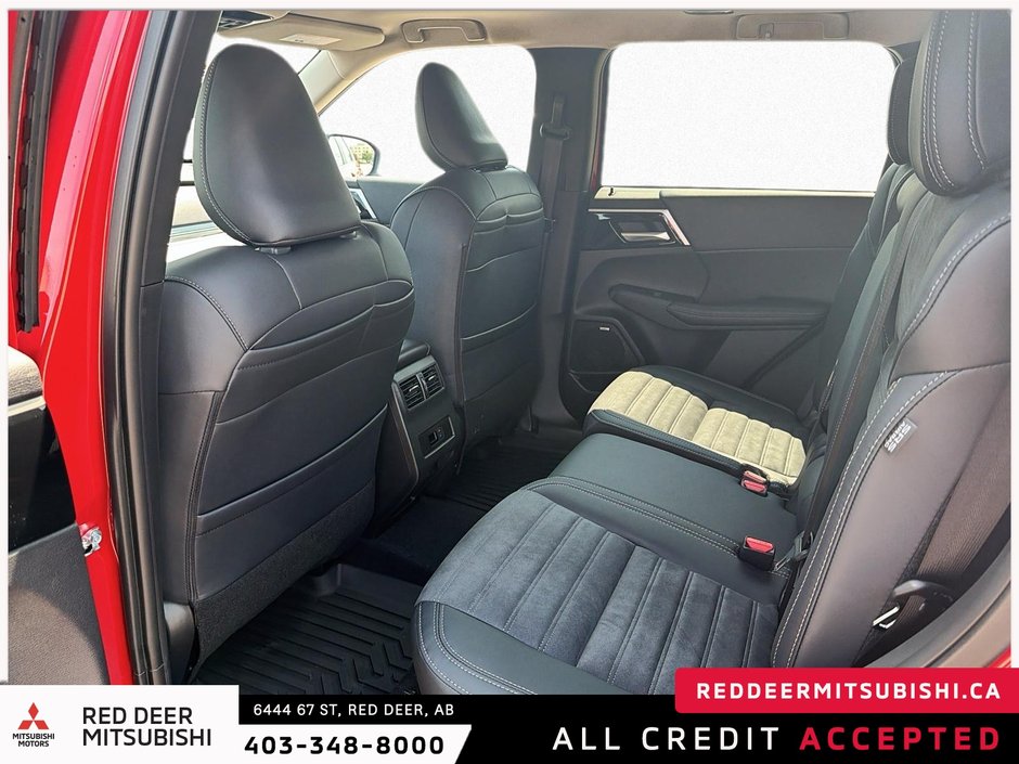 2026 Mitsubishi Outlander LE S-AWC-12