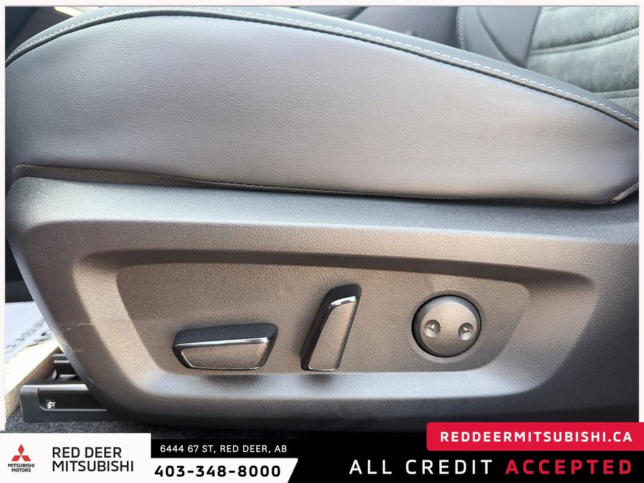 2026 Mitsubishi Outlander LE S-AWC-14