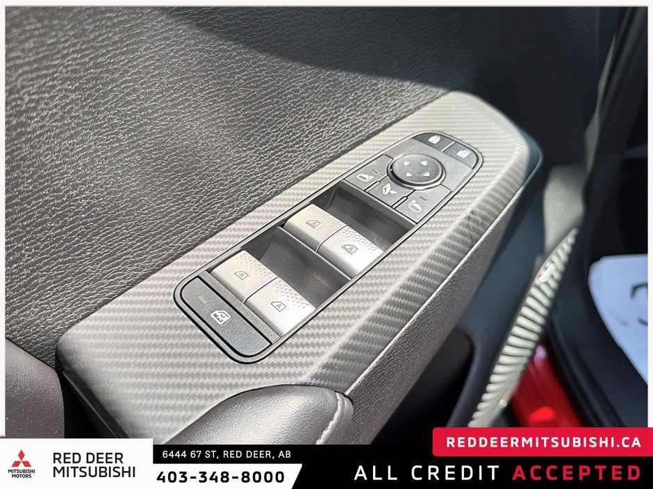 2026 Mitsubishi Outlander LE S-AWC-13