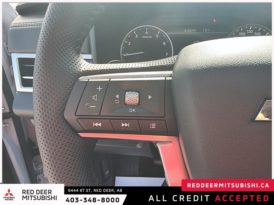 2026 Mitsubishi Outlander ES S-AWC-14
