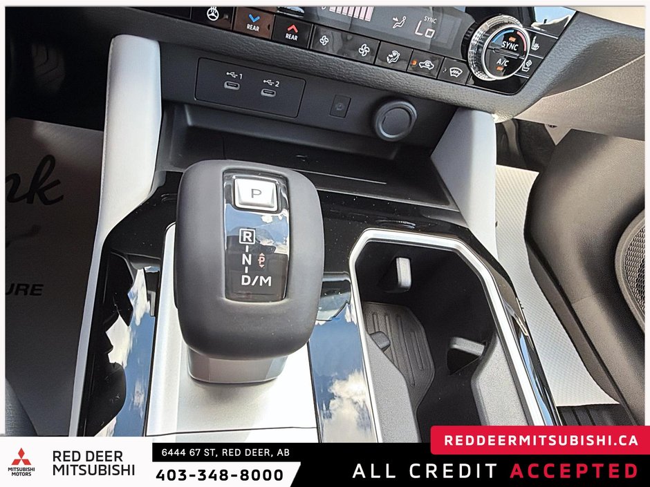 2026 Mitsubishi Outlander SEL S-AWC-21