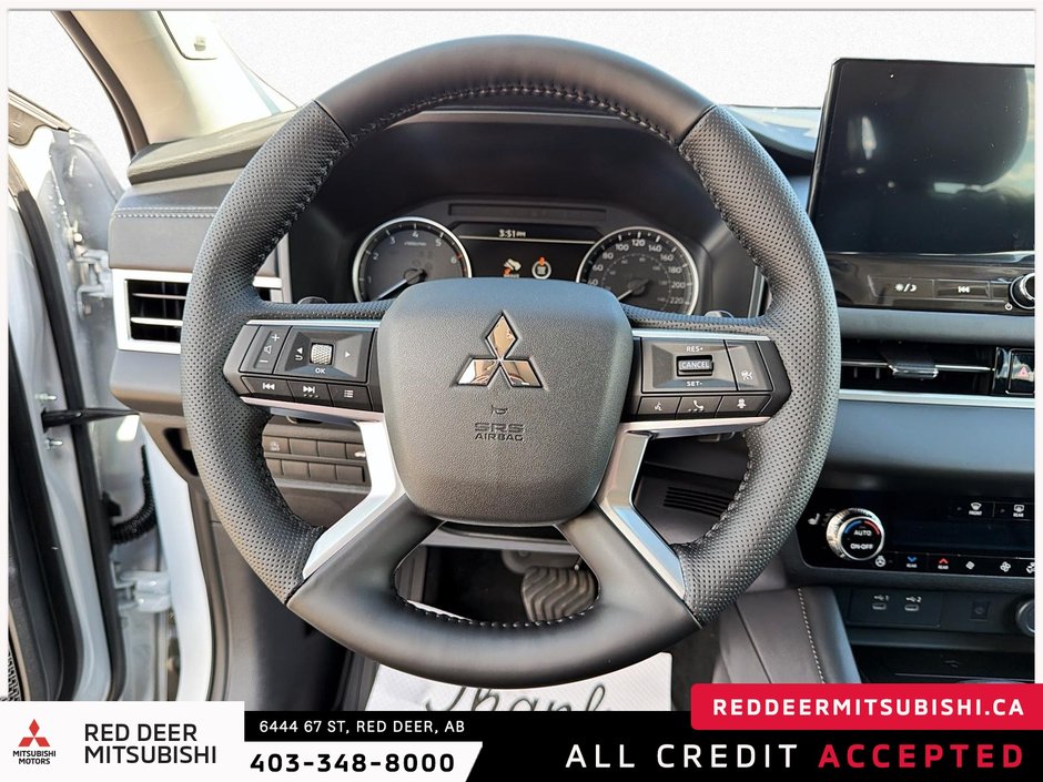 2026 Mitsubishi Outlander LE S-AWC-15