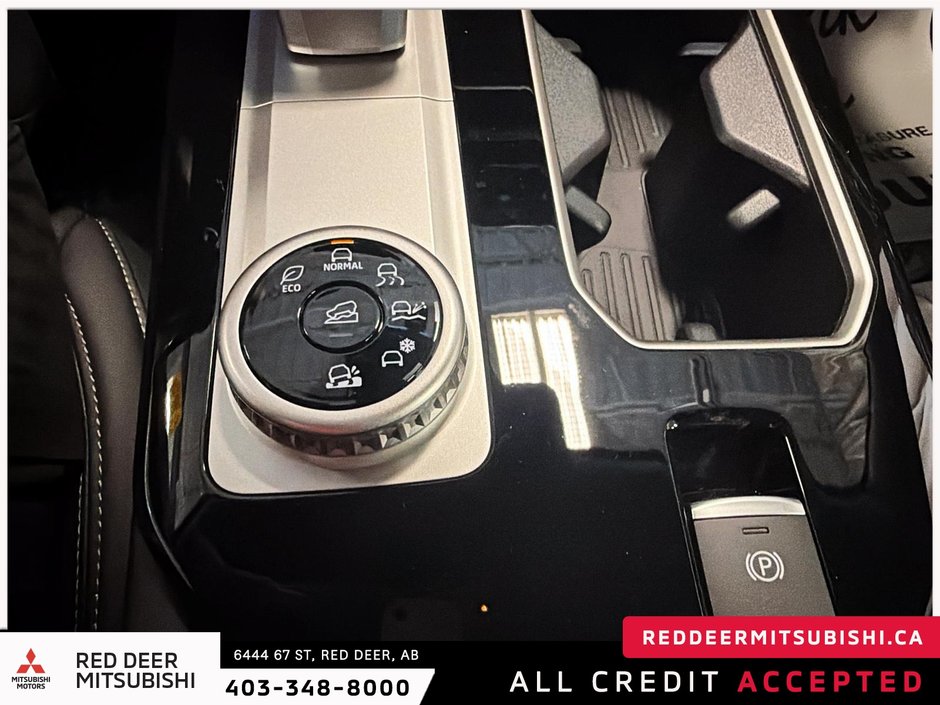 2026 Mitsubishi Outlander NOIR S-AWC-22