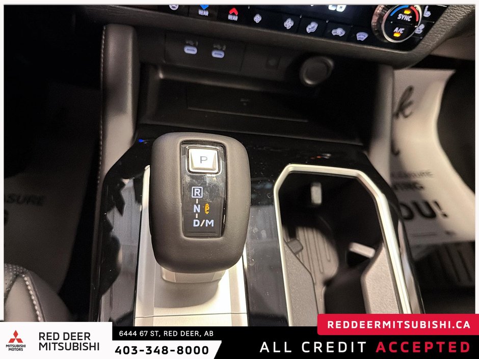 2026 Mitsubishi Outlander NOIR S-AWC-21