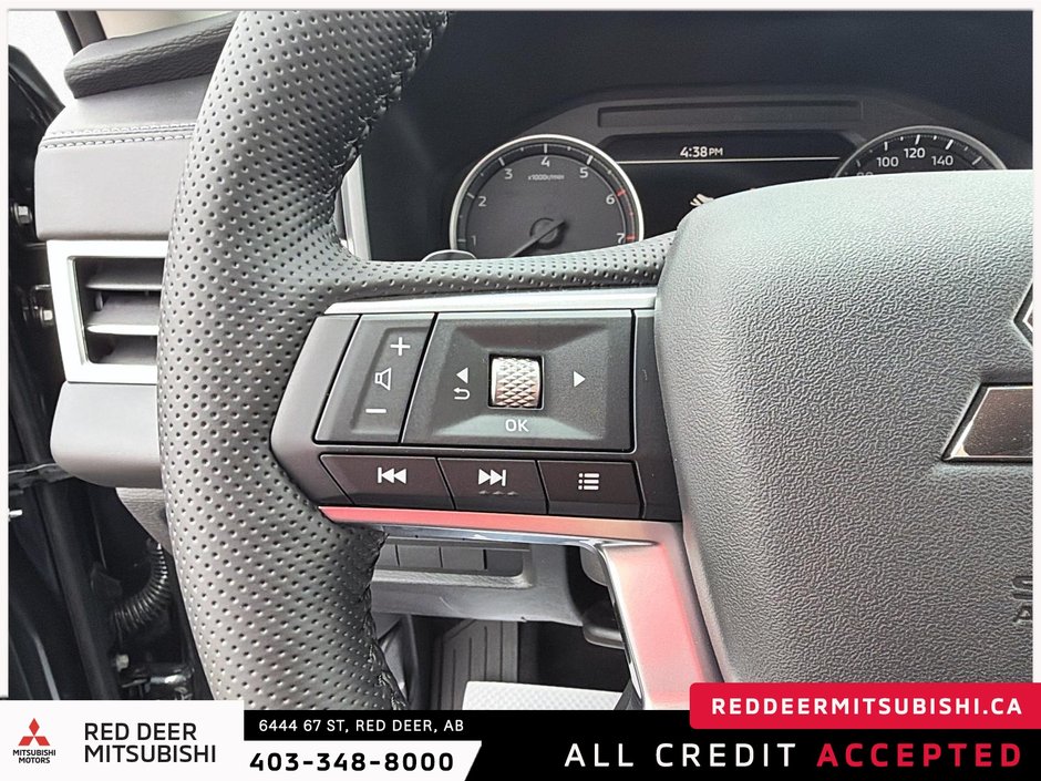 2026 Mitsubishi Outlander SE S-AWC-15