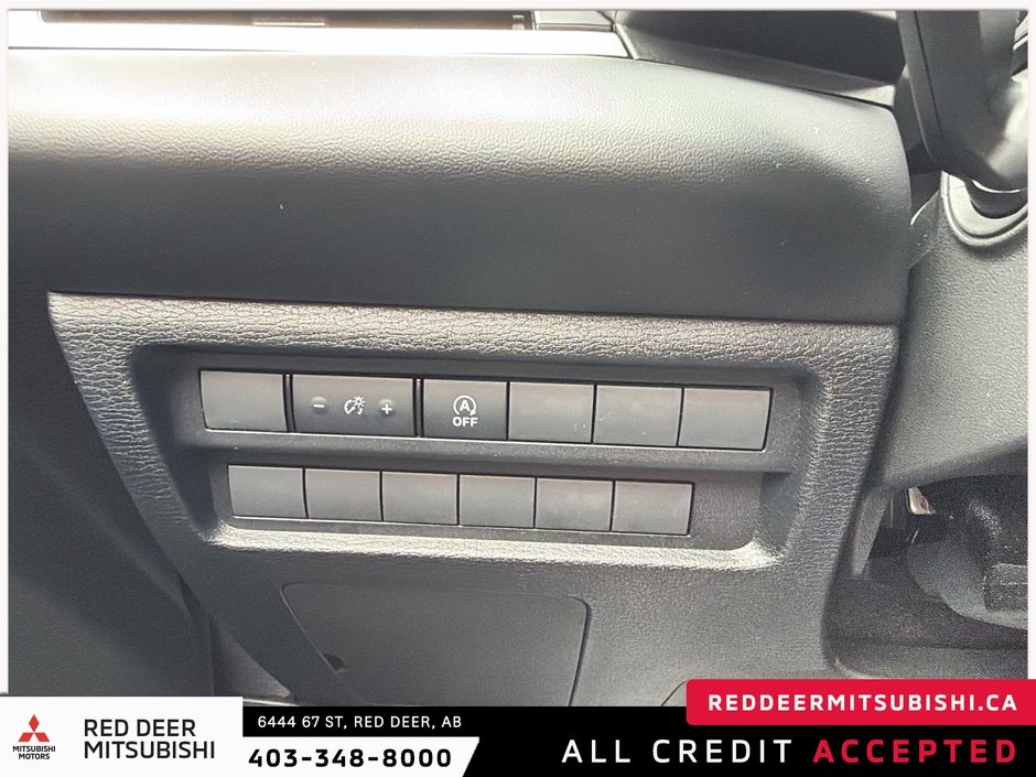 2026 Mitsubishi Outlander ES S-AWC-21