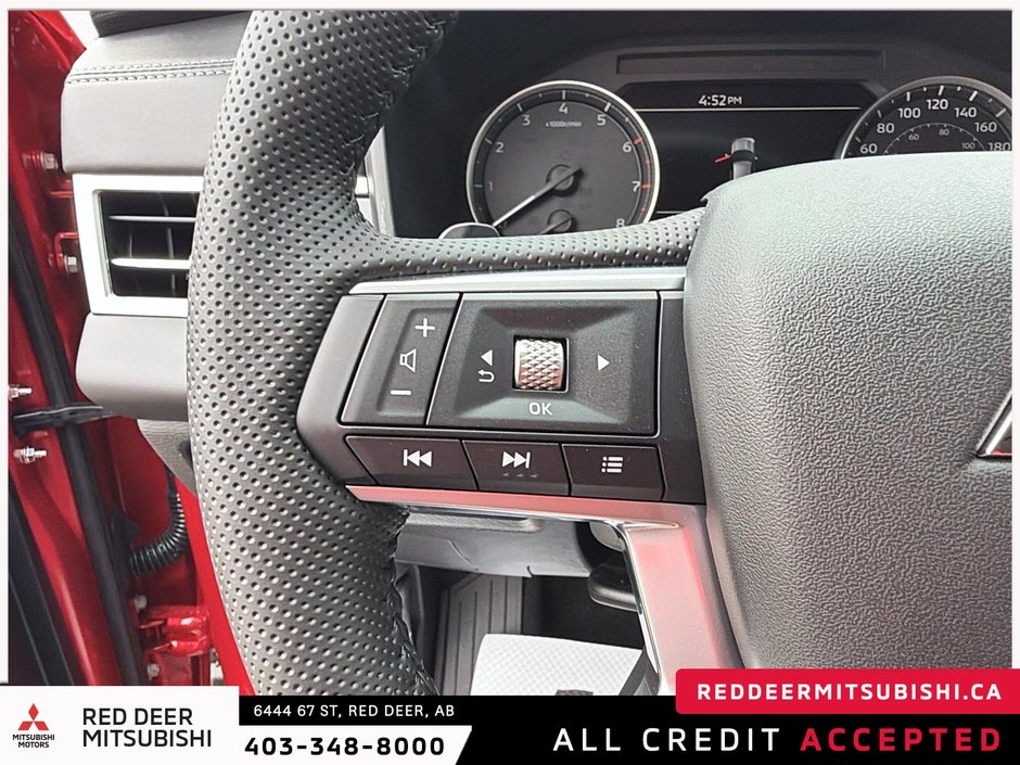2026 Mitsubishi Outlander ES S-AWC-13