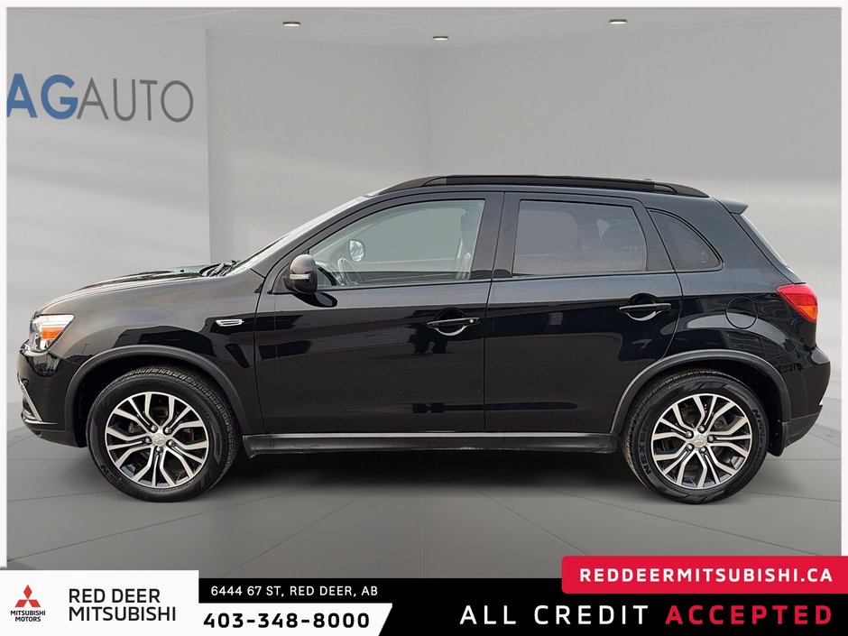 2019 Mitsubishi RVR SE-4