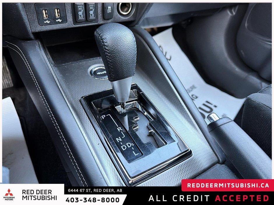 2021 Mitsubishi RVR ES-15