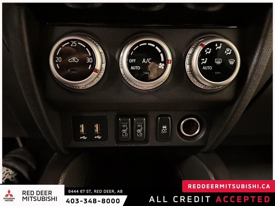 2021 Mitsubishi RVR SE-15