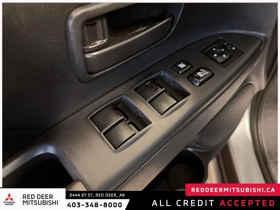 2022 Mitsubishi RVR ES-9