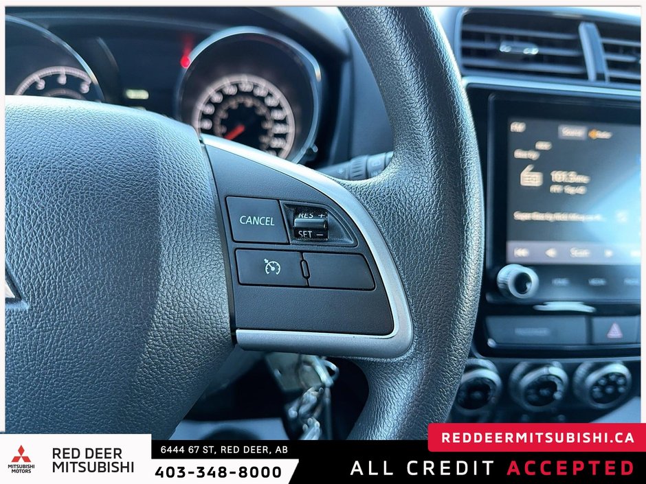 2023 Mitsubishi RVR ES-12