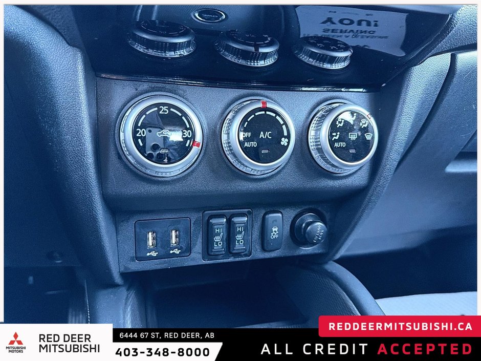 2023 Mitsubishi RVR ES-14