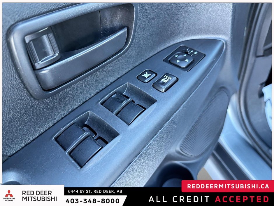 2023 Mitsubishi RVR ES-9