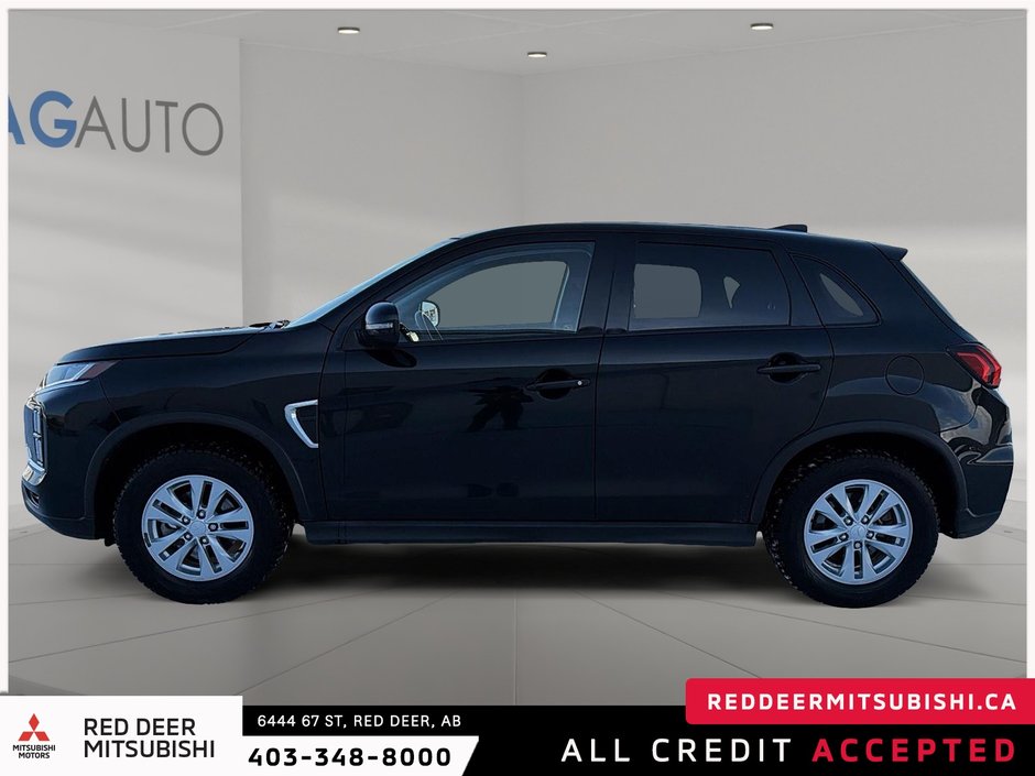 2023 Mitsubishi RVR SE-4
