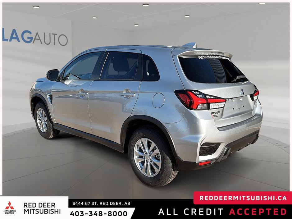 2025 Mitsubishi RVR SE AWC-3