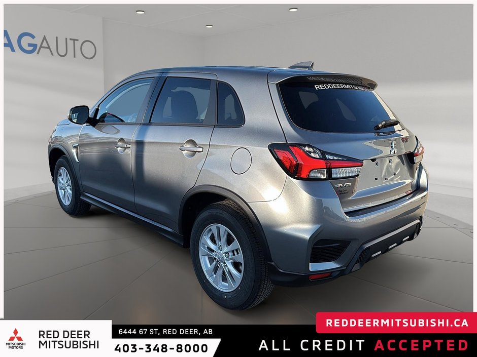 2025 Mitsubishi RVR SE AWC-3