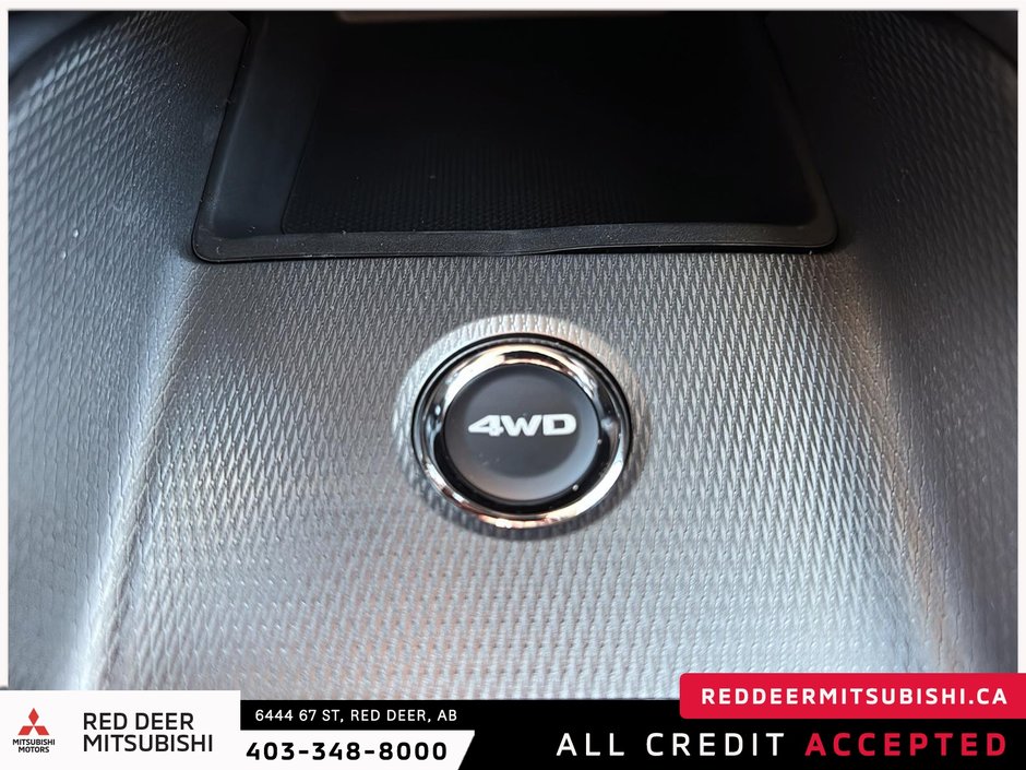 2025 Mitsubishi RVR ES AWC-14