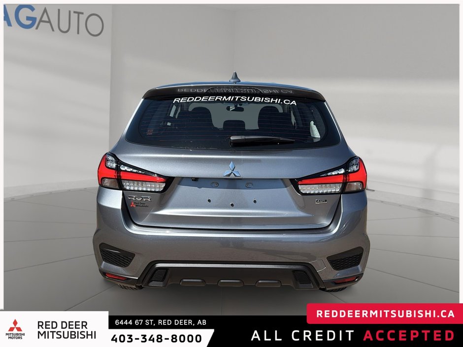 2025 Mitsubishi RVR ES AWC-2